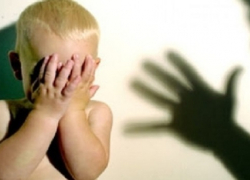 В Волгодонске избивавшая своего 5-летнего сына женщина предстанет перед судом