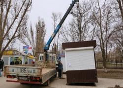 Власти Волгодонска объявили войну ларькам вне закона