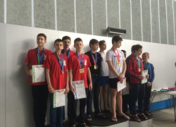 «Веселый дельфин» принес удачу пловцам из Волгодонска