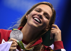 Первую тренировку после операции Юлия Ефимова провела в московском бассейне