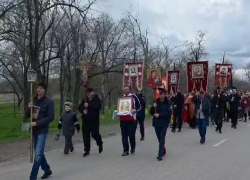 Пасхальное единение: воспитанники «Ермака» приняли участие в Крестном ходе