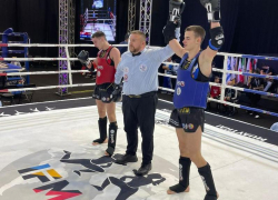 Чемпионом Европы и Мастером спорта России вернулся из Афин волгодонский тайбоксер Дмитрий Каратаев