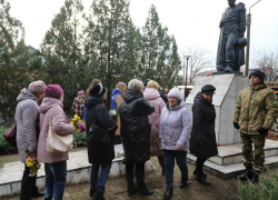 В Волгодонске почтили память неизвестных солдат 