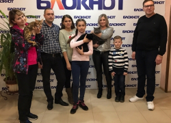 Победители конкурса «Мартовский кот» забрали свои долгожданные призы