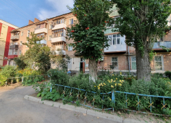 В Волгодонске жестоко расправились со слесарем химзавода: мужчину до смерти забили в его же квартире 