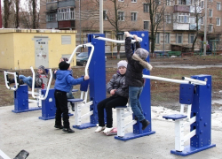 В Волгодонске установили уличные тренажеры