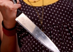 Обиженная волгодончанка во время ссоры вонзила в живот мужа кухонный нож