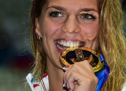 Юлия Ефимова завоевала первое золото на ЧМ в Казани