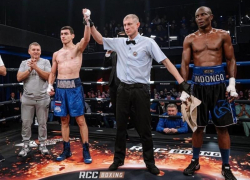 Экс-волгодонец Харитон Агрба отправил в нокаут экс-чемпиона мира Джулиуса Индонго 