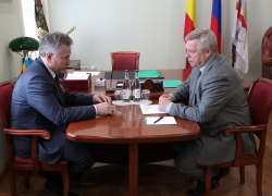 Волгодонцам надо дать возможность получать качественную медпомощь в новом отделении, - губернатор Василий Голубев 