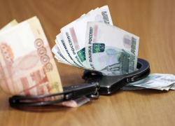 Битва волгодонского домоуправа с властями за квартиру привела к возбуждению двух уголовных дел