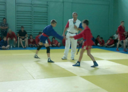 Сборная Волгодонска по самбо с достоинством выступила на первенстве в Таганроге