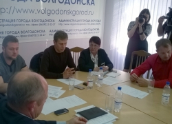 Давайте больше не позориться: волгодонские депутаты опасаются повторения мусорного коллапса на кладбищах