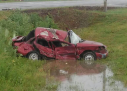 Фура смяла ВАЗ-2110 на дороге Волгодонск-Романовская