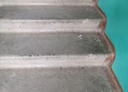 «У нас нет уборщицы»: ДСиГХ прокомментировал скандал с грязными подъездами на 50 лет СССР