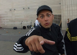 Хулиган из Волгодонска стал невыездным после неприличного оскорбления полицейского