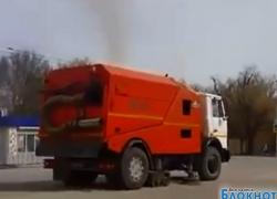 Кому нужна такая уборка улиц? (ВИДЕО)
