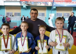 Шесть медалей завоевали волгодонцы на пошедших турнирах по дзюдо 