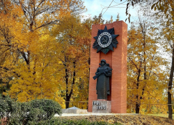 В Волгодонском районе после ремонта открыли памятник Победе