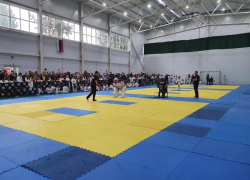  Свыше 300 сильнейших спортсменов региона собрал турнир по рукопашному бою в Волгодонске 