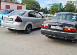 Провокация или патриотизм: девушка разрисовала десятки автомобилей белой краской в Волгодонске