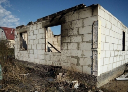 Семья с пятью детьми осталась без крыши над головой