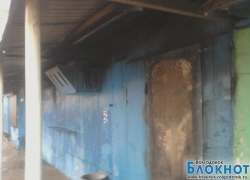 В Волгодонске сгорел торговый ларек