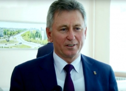 Задайте вопрос сити-менеджеру Виктору Мельникову