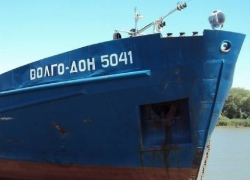 С начала навигации через 14 и 15 шлюзы в Волгодонске прошли почти две тысячи судов