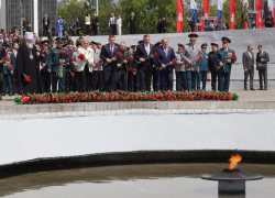 Делегация Волгодонска почтила память воинов-освободителей Ростова-на-Дону