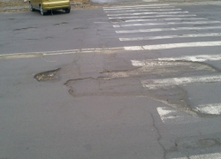 «Любимые ямы Волгодонска»: перекресток Карла Маркса и Королева