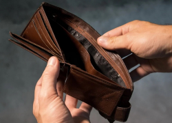 Малоимущие задолжали за «коммуналку» в Волгодонске почти 400 тысяч рублей