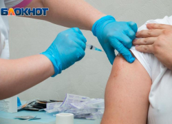 Волгодонцы принялись активно прививаться от гриппа, в поликлинике закончилась вакцина