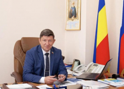 «Каждый волгодонец чувствует себя частью великой державы»: поздравление Сергея Ладанова