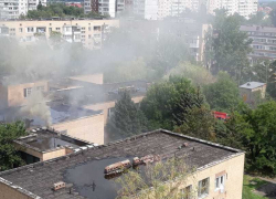 Загорелось здание бывшего профилактория Атоммаша