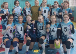 Второе место на турнире в Астрахани завоевали волгодонские волейболистки 