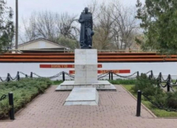 Памятники и мемориалы Волгодонска привели в порядок ко Дню Победы 