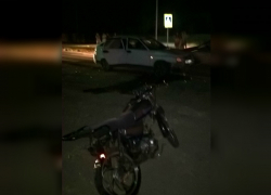 В хуторе Потапов ВАЗ-2112 сбил двух подростков на мотоцикле