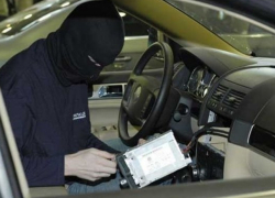 В Волгодонске вскрыли и обокрали припаркованную на Ленина «Мазду»