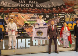 «Золото» первенства Европы по рукопашному бою завоевали волгодонцы