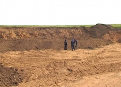  Житель Волгодонского района вырыл «ямку» для сада размером с футбольное поле
