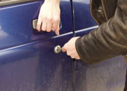 В Волгодонске за день угнали два ВАЗа