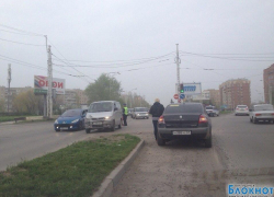 В редакцию попало видео ДТП на перекрестке проспекта Строителей и улицы Весенняя (ВИДЕО)
