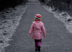 Сбежавших из детского сада девочек нашли гуляющими по торговому центру, - волгодончанка