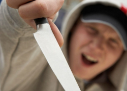 БСМП Волгодонска будет судиться с дебоширом, бросившимся на фельдшера с ножом