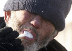 В Волгодонске пенсионерку на кладбище убил бомж-уголовник, ворующий еду с могил