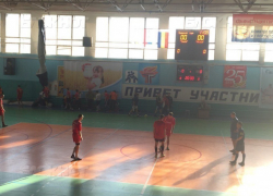 Шесть команд поборются за титул чемпиона города по мини-футболу