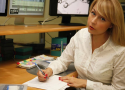 Член Совета Федерации напал на экс-волгодончанку Евгению Могилевскую, снимающую сюжет для «РЕН ТВ»