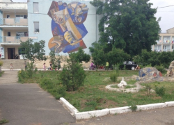 В Цимлянске подросток изуродовал свастикой турбазу «Чайка» 