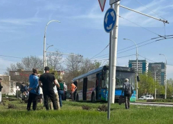 В ДТП с автобусом в Волгодонске пострадали пожилые женщины и девочка